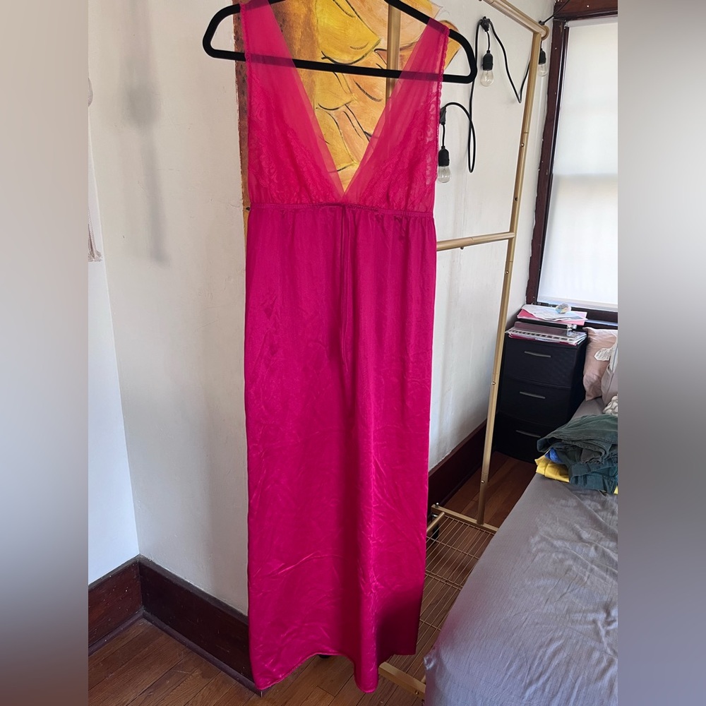 Elegant Pink Sleeveless night gown
